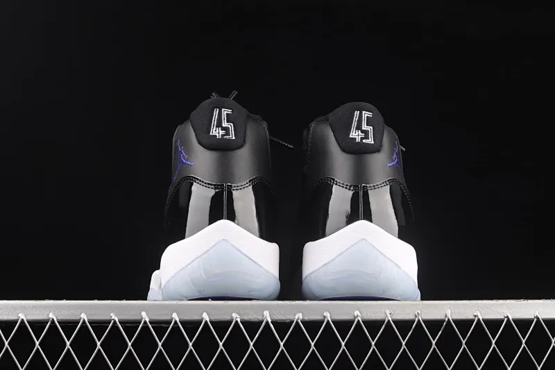 All categories Air Jordan Jordan series basketball shoes Air Jordan 11 F version Air Jordan 11 Space Jam AJ11 Joe 11 slam dunk 378037-003